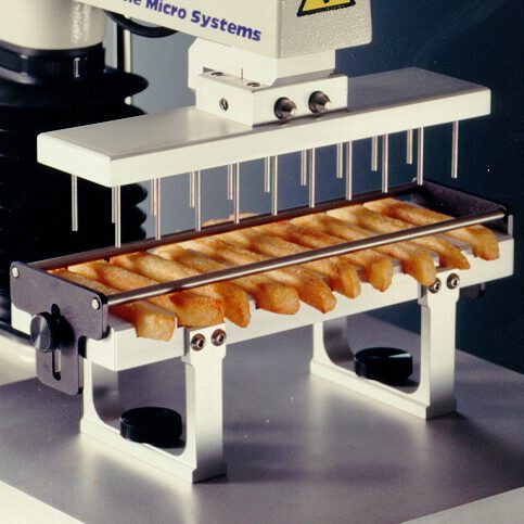 a/mc - vorrichtung zur messung von bis zu 10 pommes frites mit dem texture analyser