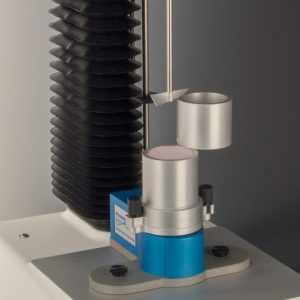geteilter becher für den powder flow analyser von stable micro systems zur einfachen bestimmung der schüttdichte.