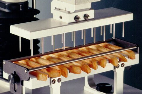 a/mc - vorrichtung zur messung von bis zu 10 pommes frites mit dem texture analyser