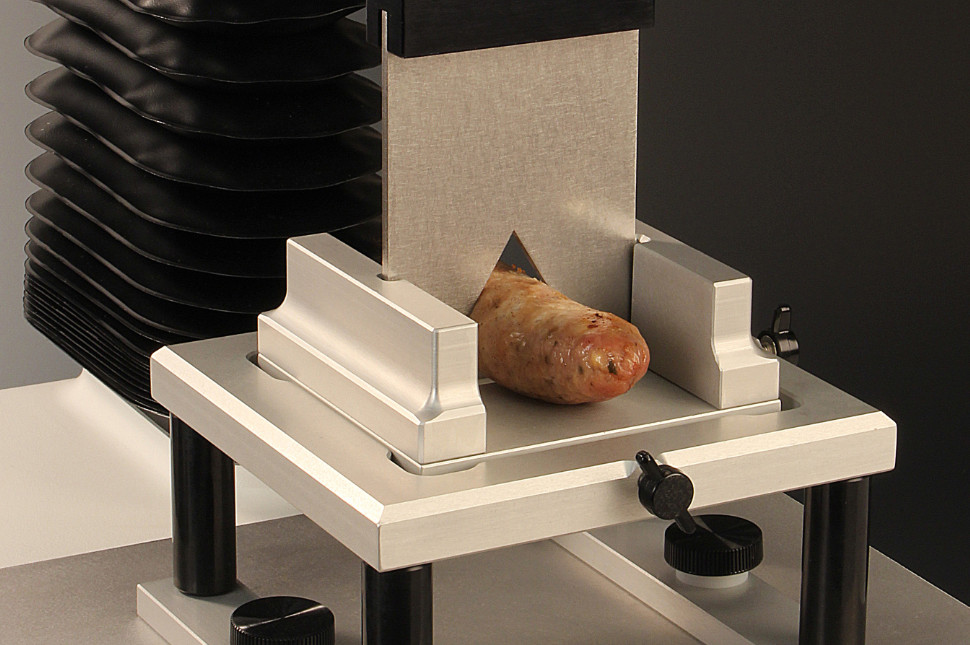 Vegane Bratwurst in der Texturanalyse – NEWMEAT 3/2025 blog hdp bs warner bratzler blade pork sausage wurst